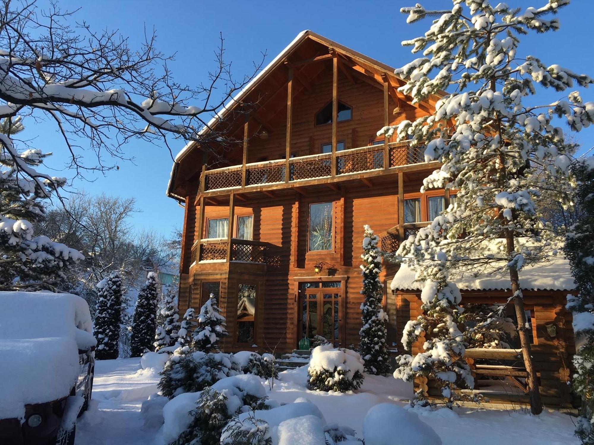Guсulka Ksenia Villa Kosiv Exterior photo